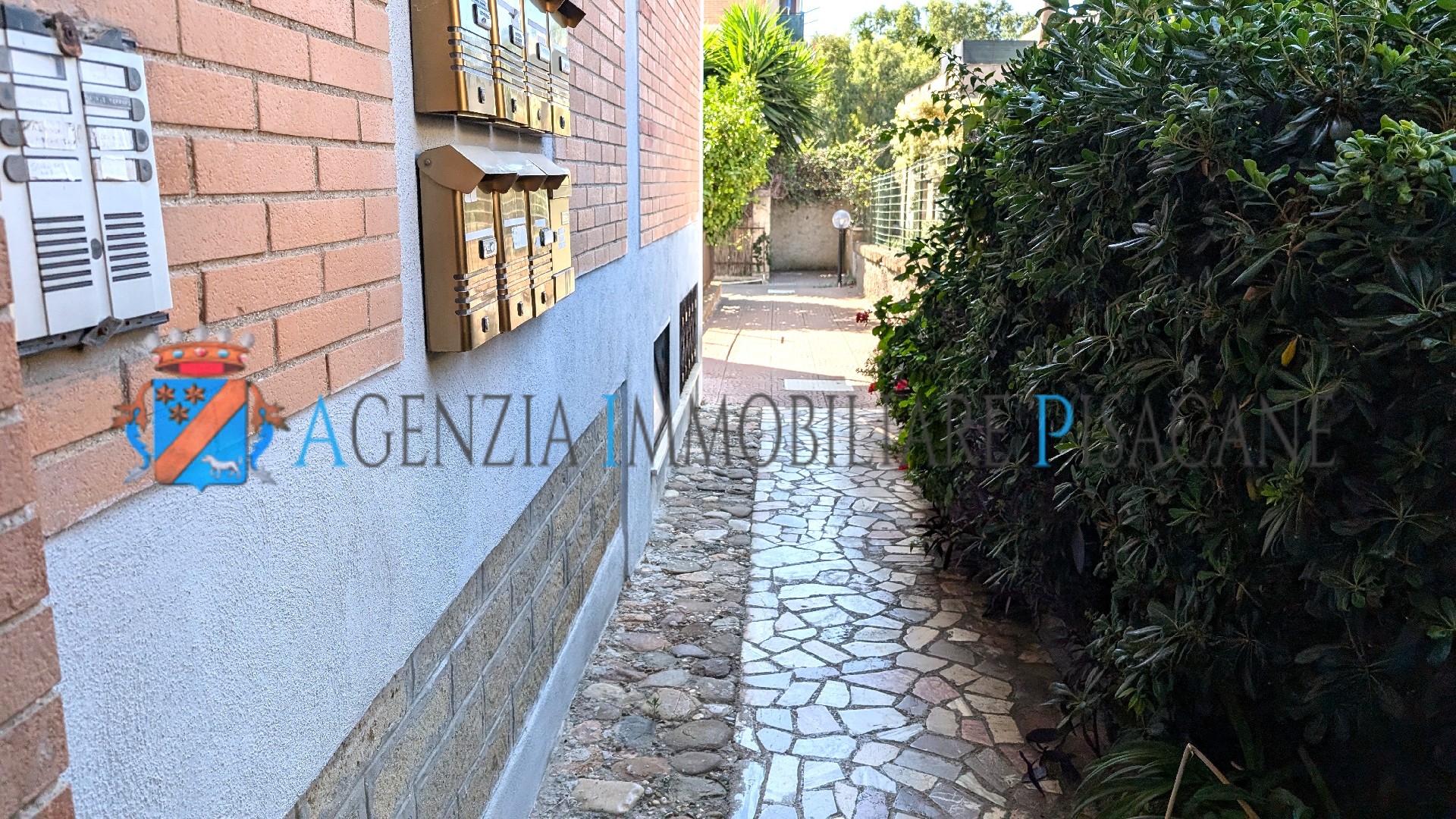  - Agenzia Immobiliare & Architettura Pisacane