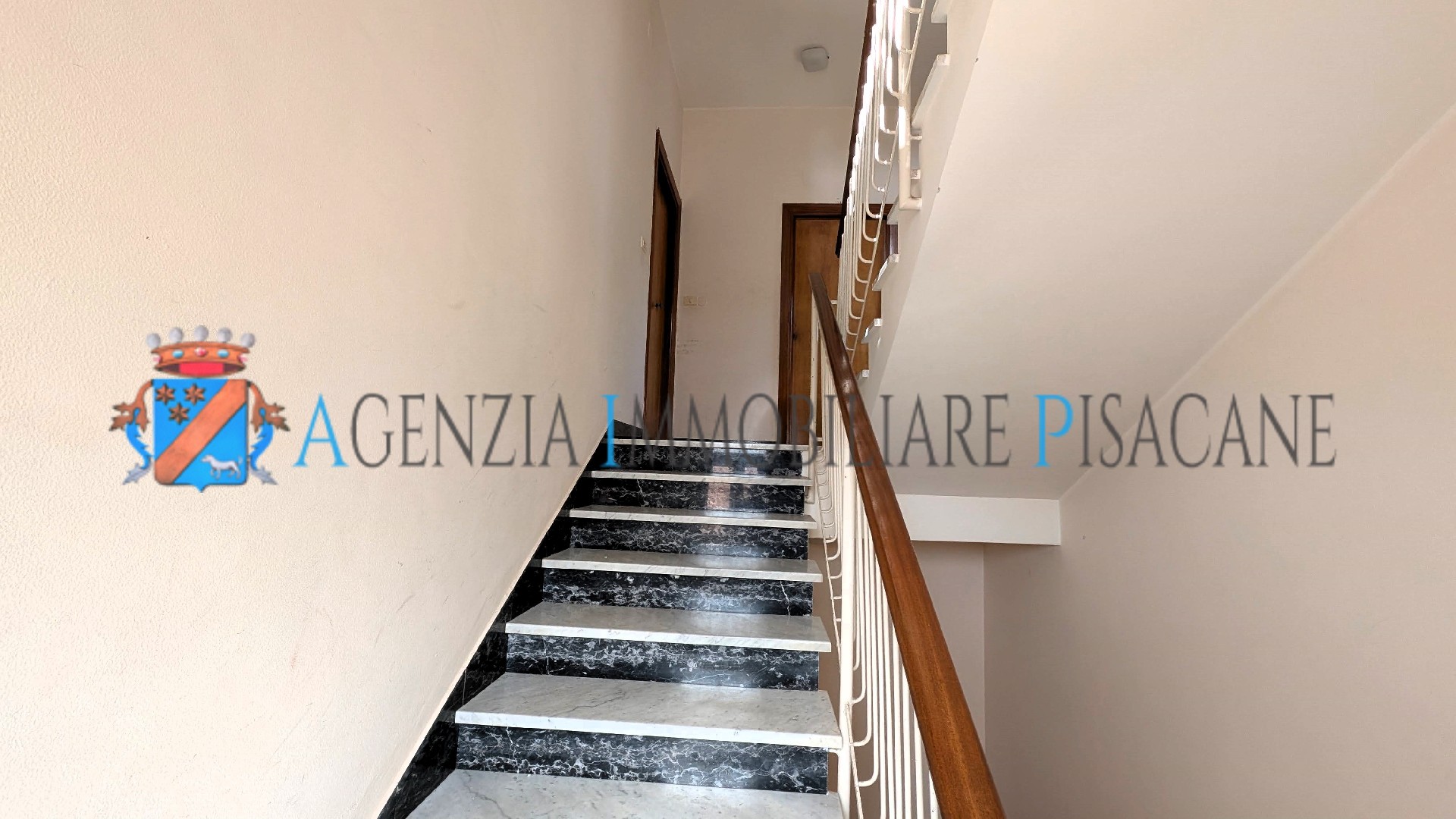  - Agenzia Immobiliare & Architettura Pisacane